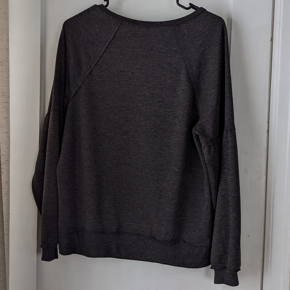 Jillian N Crew Neck - Picture 4 of 4